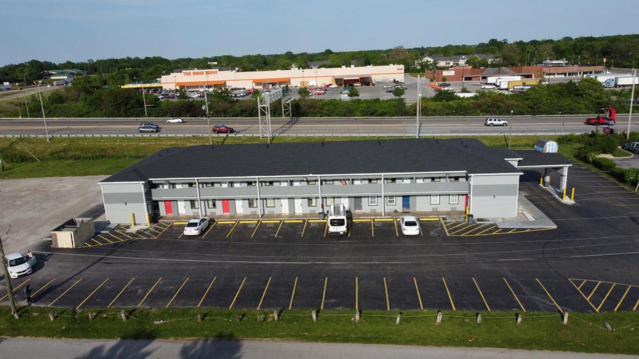 Days Inn By Wyndham Indianapolis East Post Road Exterior foto