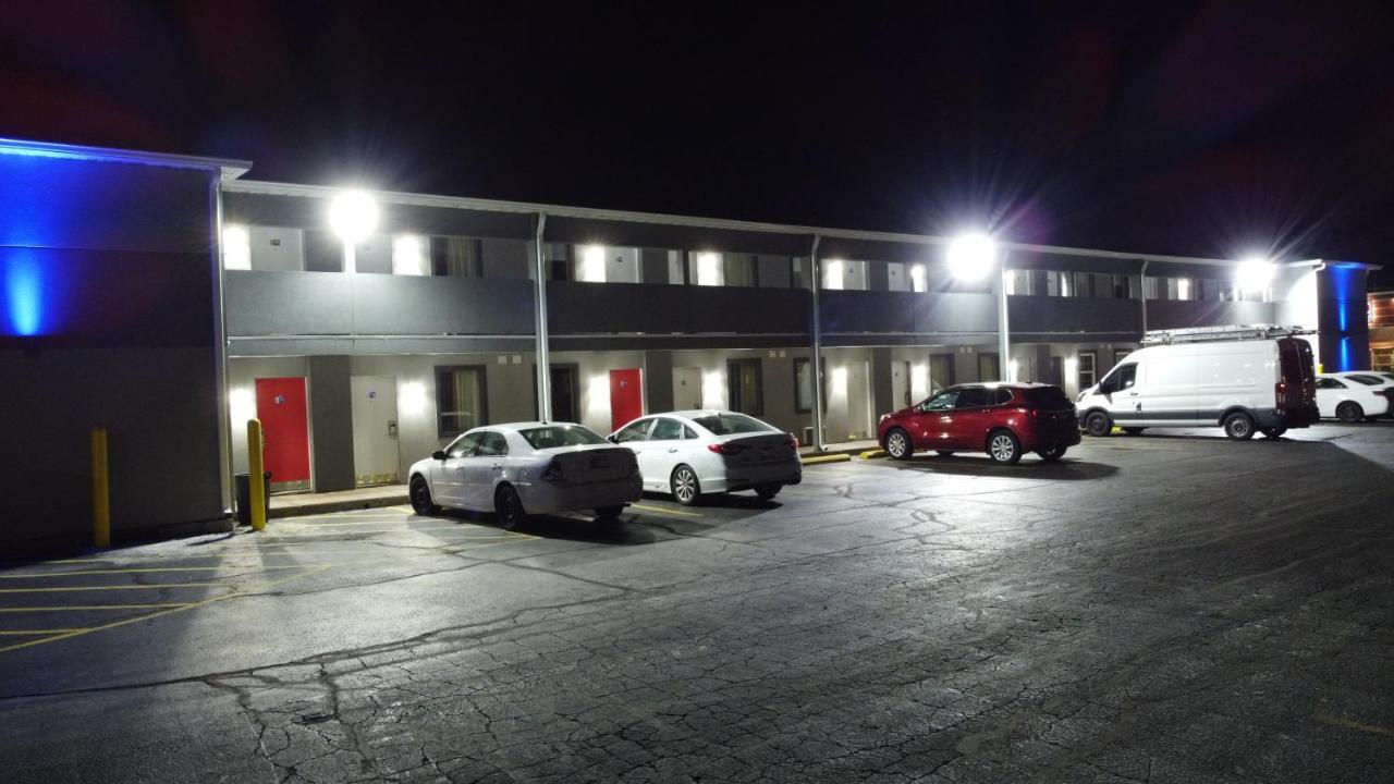 Days Inn By Wyndham Indianapolis East Post Road Exterior foto