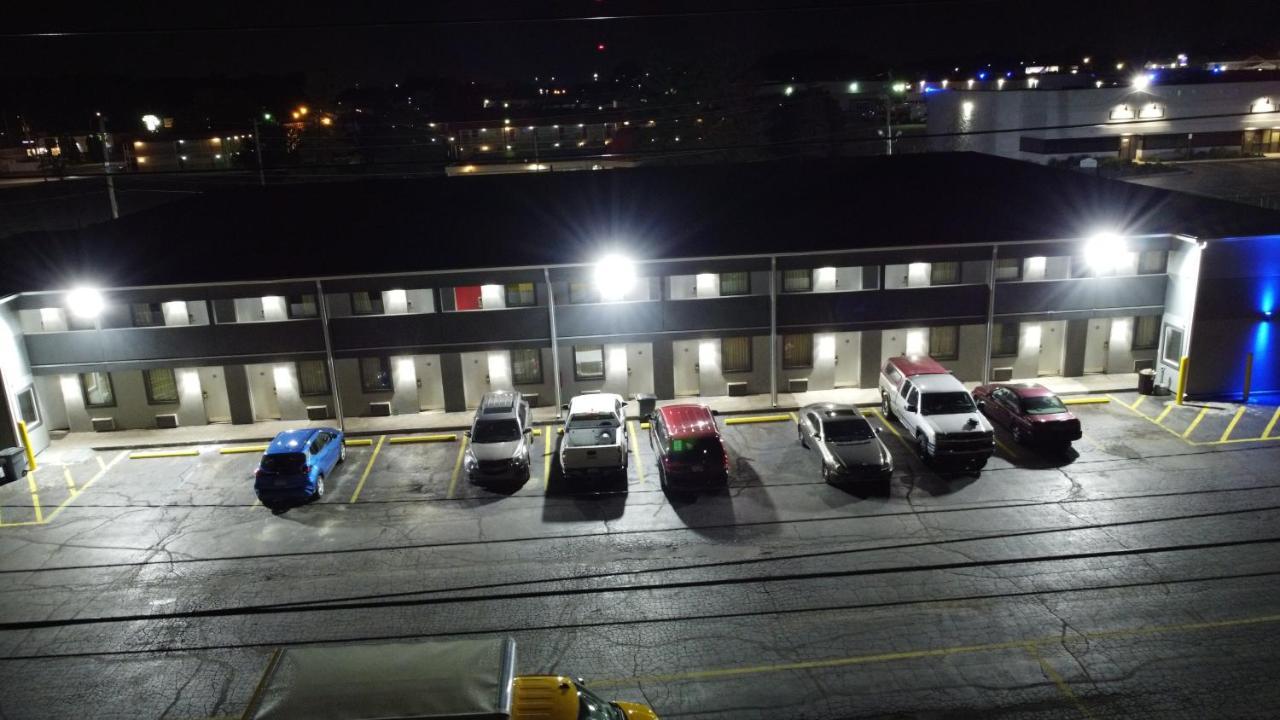 Days Inn By Wyndham Indianapolis East Post Road Exterior foto