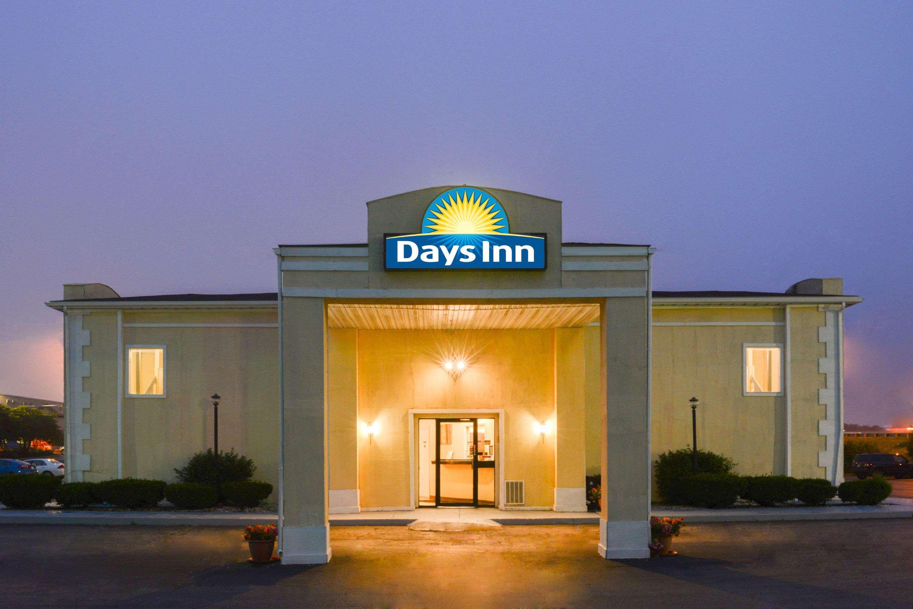 Days Inn By Wyndham Indianapolis East Post Road Exterior foto